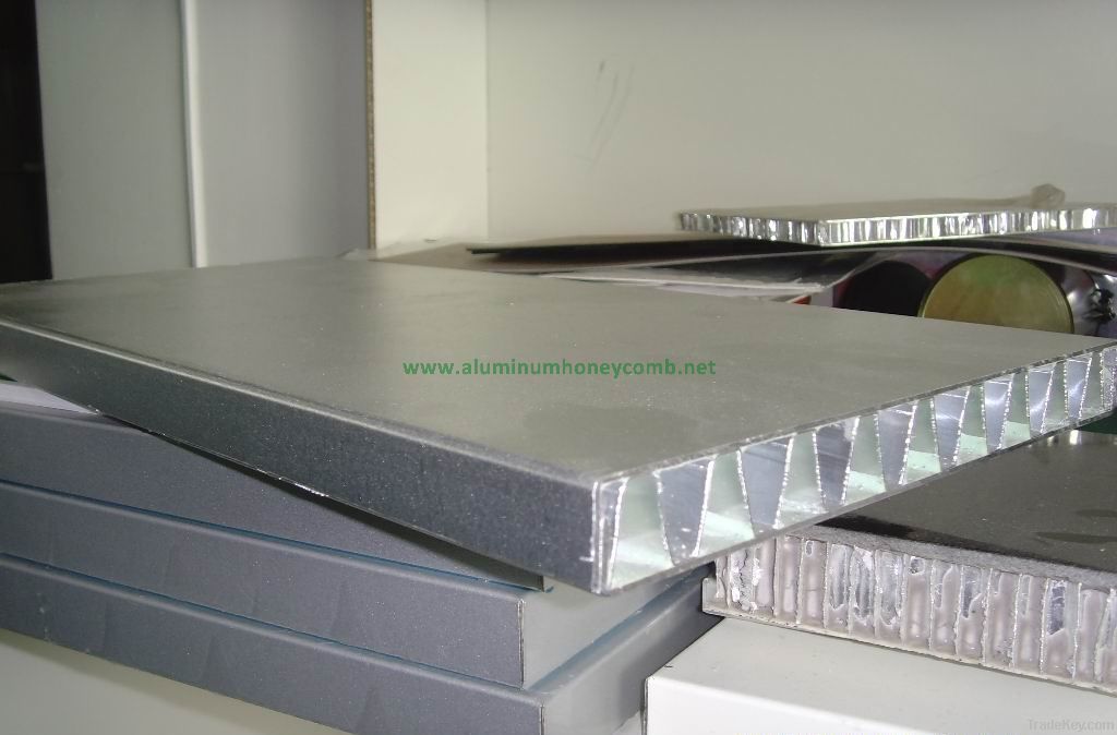 Corrugated aluminum composite panel