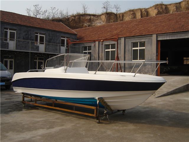 Fibreglass Boat FRP580