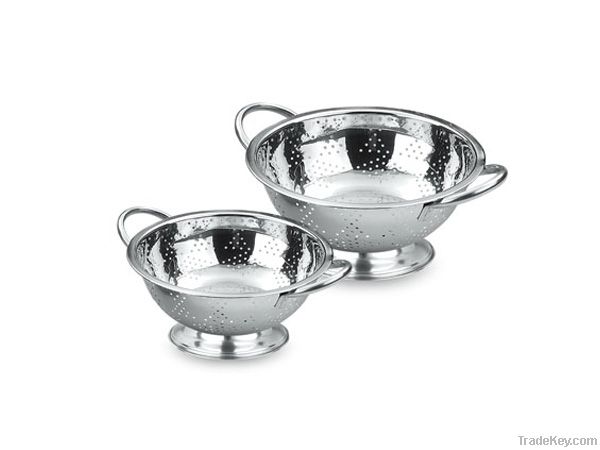 Bowl and Sieve Sifter