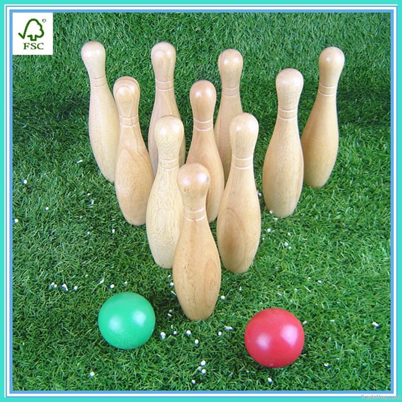 Natural Rubber Wood Bowling Pins and Bowling Balls