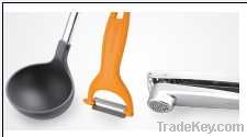 Kitchen utensils/accessories