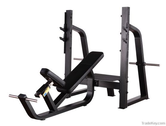 Precor Commercial Fitness Equipment / Olympic Incline Bench