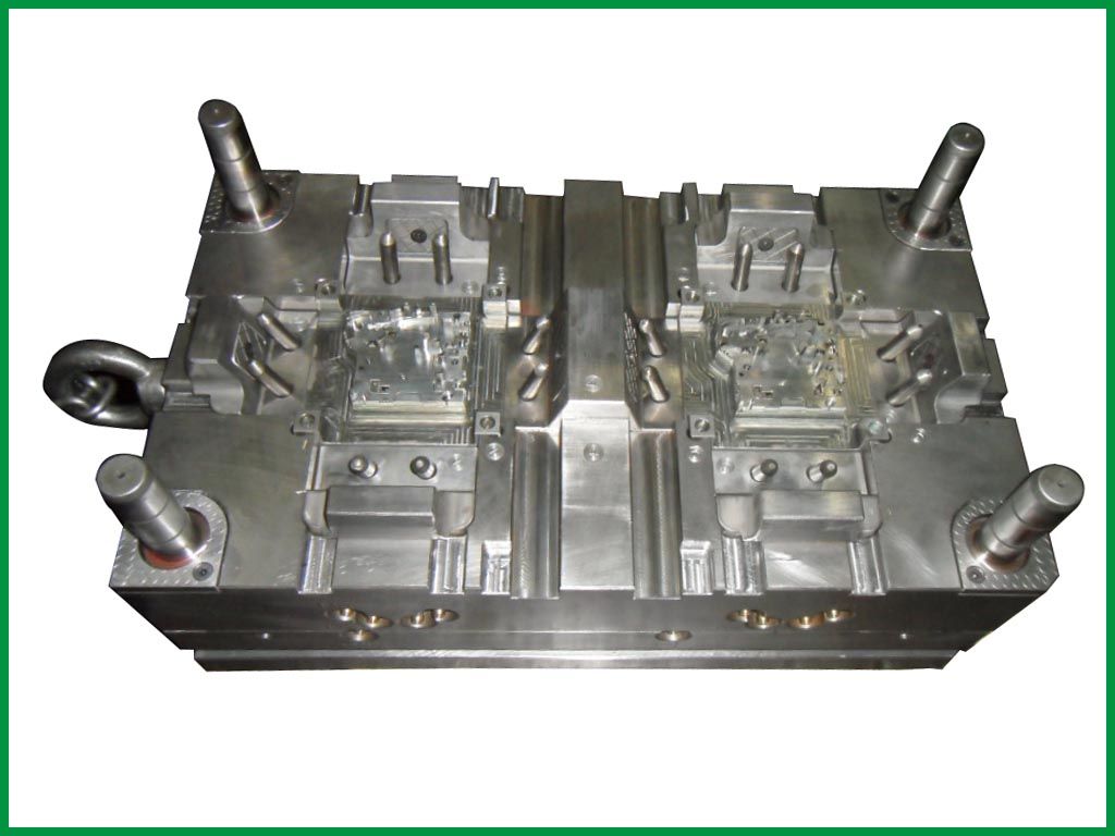 plastic injection mould