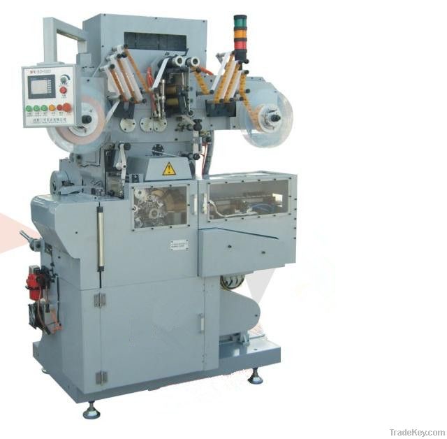 Automatic bubble gum cutting and wrapping machine