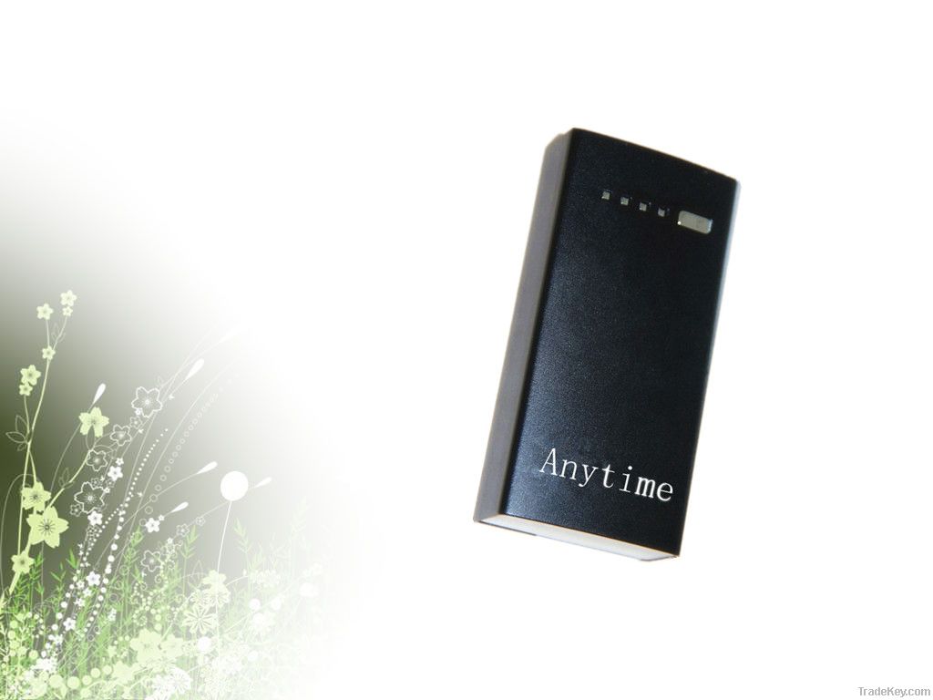 Mobile Power Bank 4400mAh DLG li-ion battery