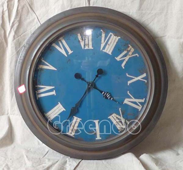 Metal antique round analog clock