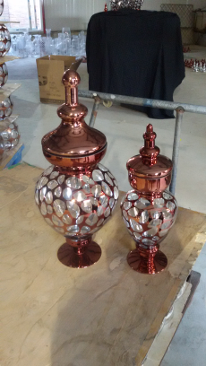 Electroplated glass vase supplier
