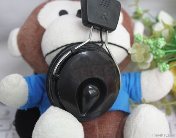 Promotion Customized headphone with mic for sells good
