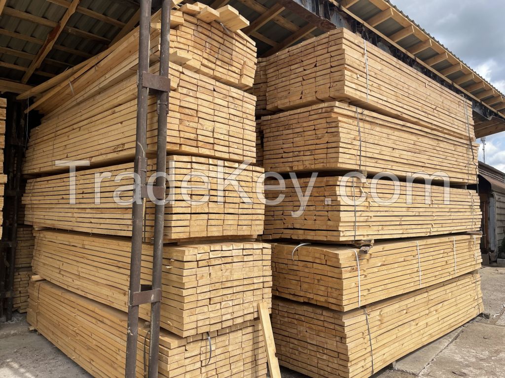 Ukraine pinewood timber for mainland sea port of China