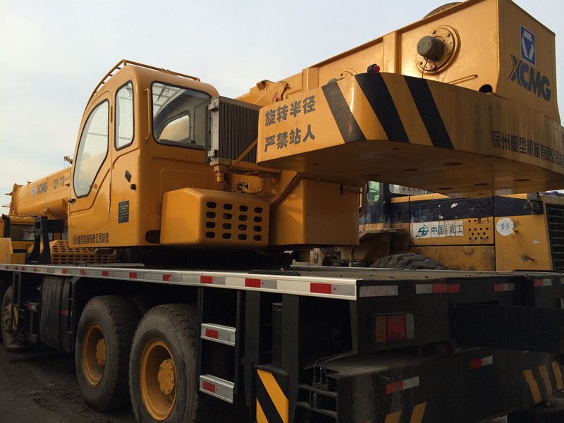 Used XCMG QY-70K Truck Crane 