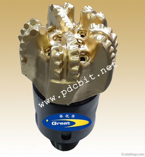 PDC bits for well drilling