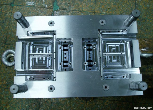 PLASTIC MOULD