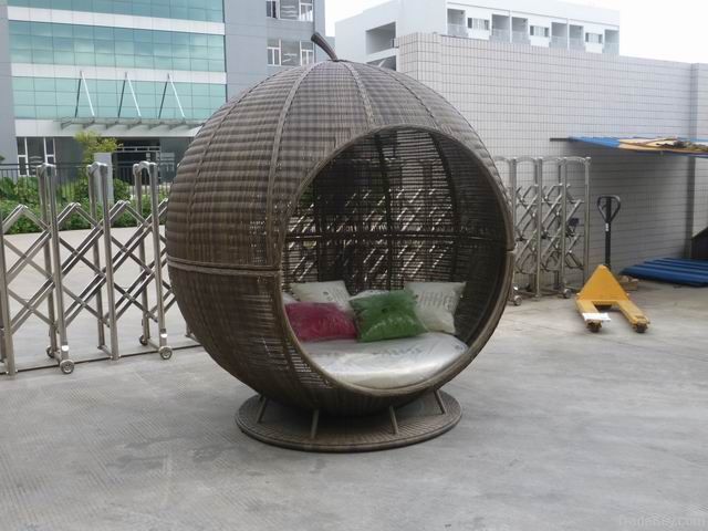 garden furniture wicker daybed with canopy