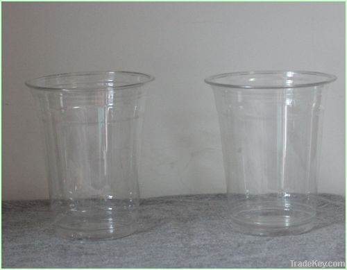 Disposable plastic drink cup