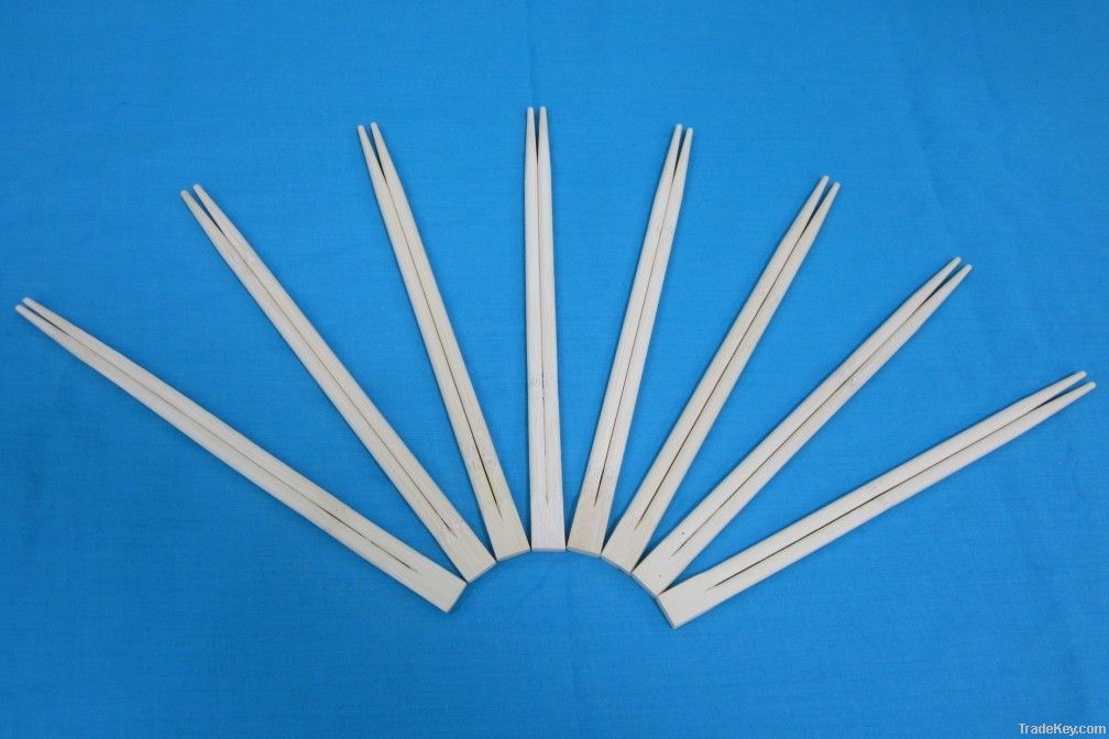 Chinese disposable bamboo chopsticks in full paper sleeve