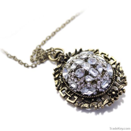 elegant purple pendant necklace