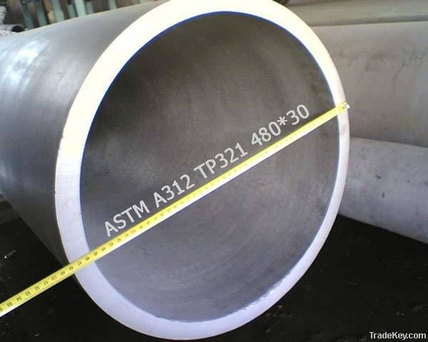 Large diameter stainless steel seamless pipes
