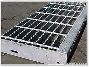 steel gratings(black steel grating, galvanized or painted steel gratin)