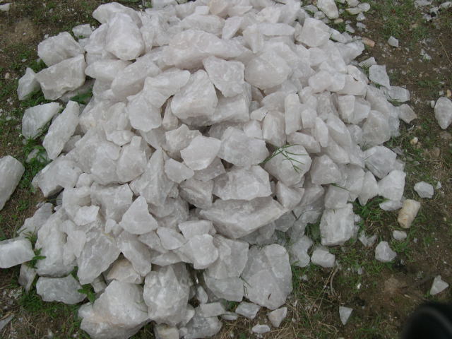 quartz lumps