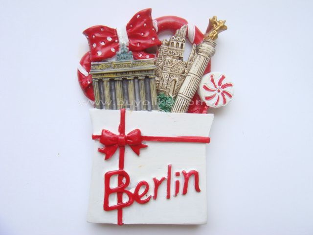 Resin souvenir 3d fridge magnet -Berlin Cathedral, Germany
