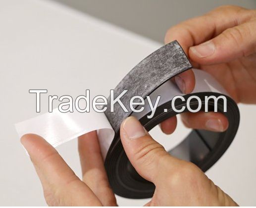 Rubber flexible magnet strip