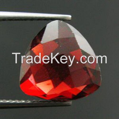 Natural Gemstone Garnet cutting