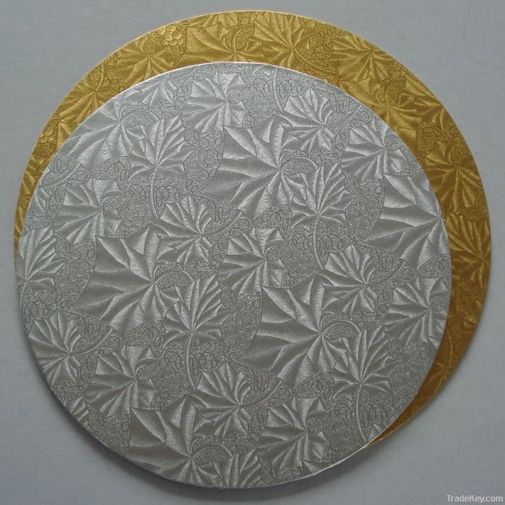 gold and silver cake board