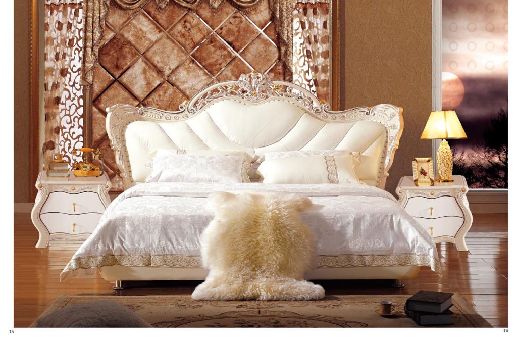 Neoclassical bed T002