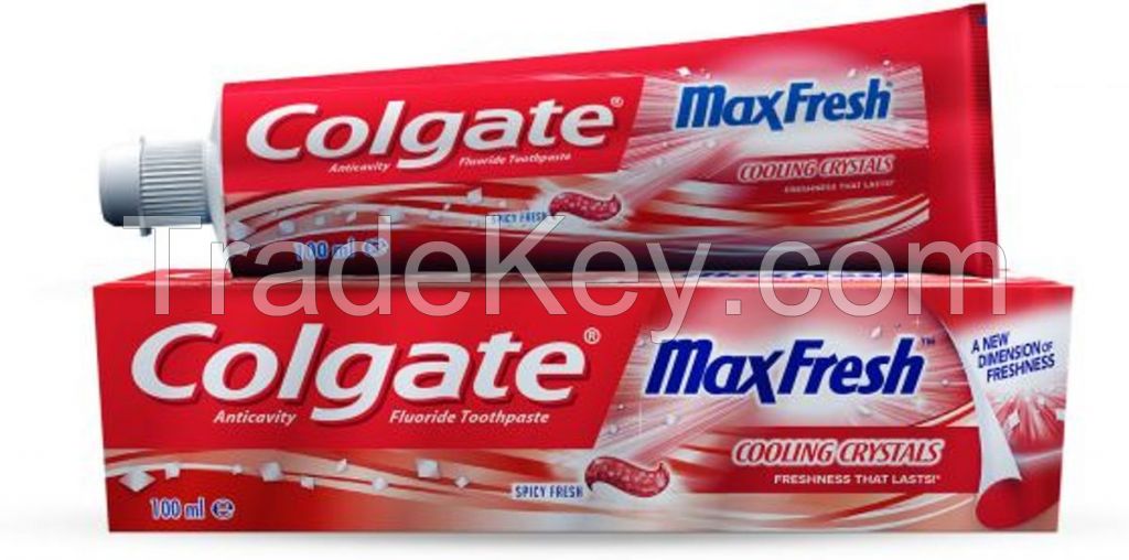 Colgate MaxFresh Toothpaste/Teeth Whitening