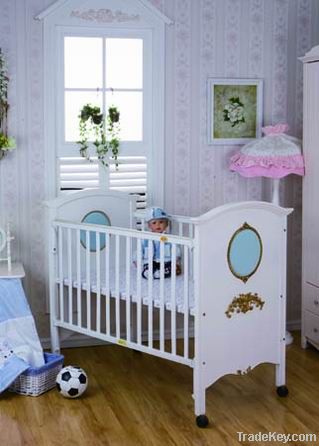 baby wooden bed