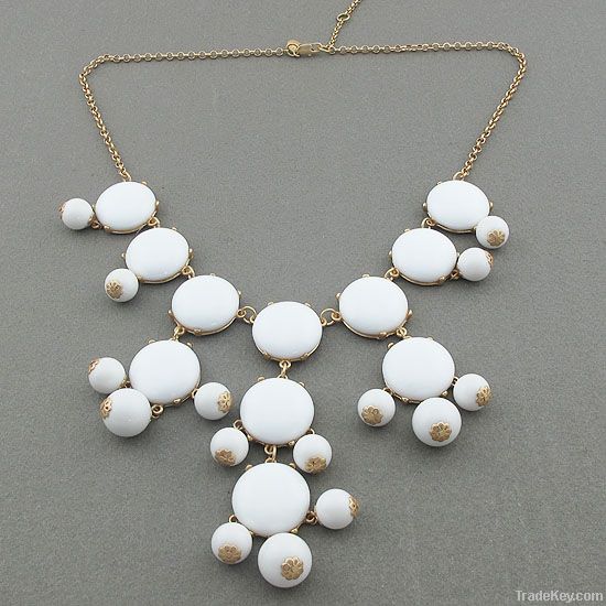 white bubble necklace, gifts, birthday, party, eleven colors,