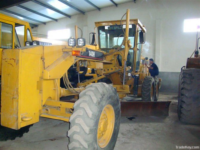 used Caterpillar 140H motor grader