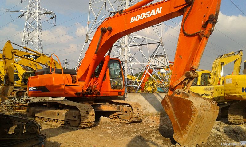 sell used Doosan DH300LC-7 Excavator