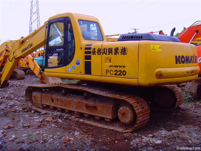 used komatsu PC220-6 excavator