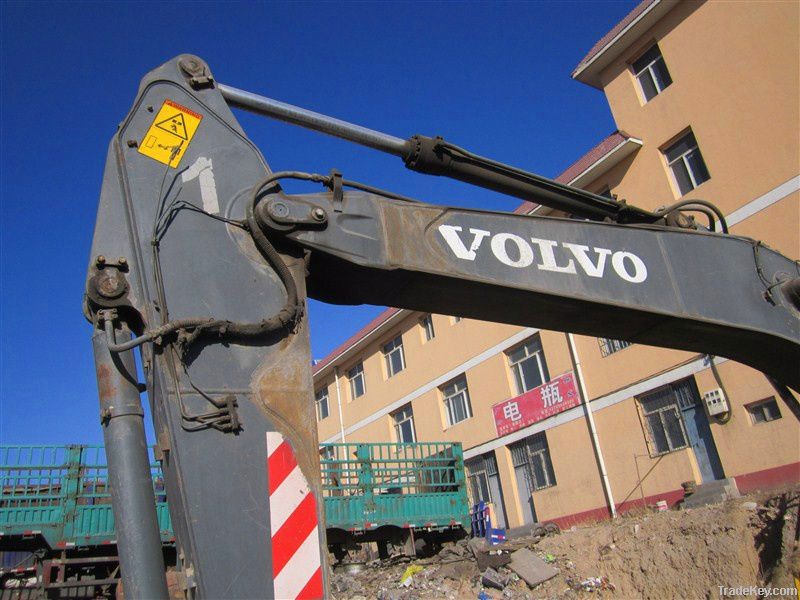 used Volvo EC240BLC excavator