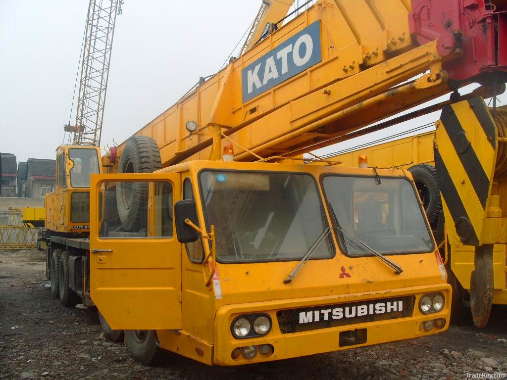 Sell Used KATO NK-300E Truck Crane