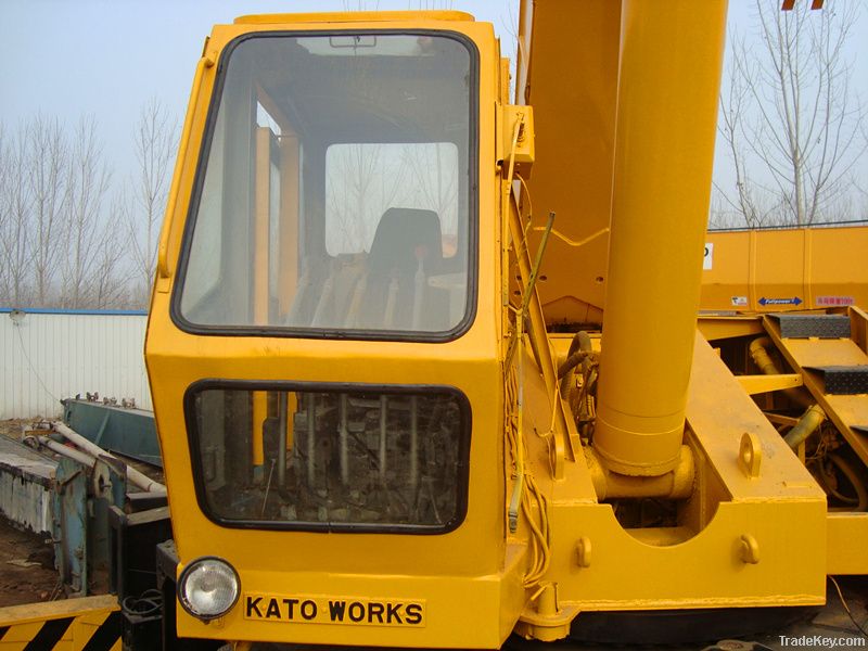 Sell Used KATO NK-400E Truck Crane