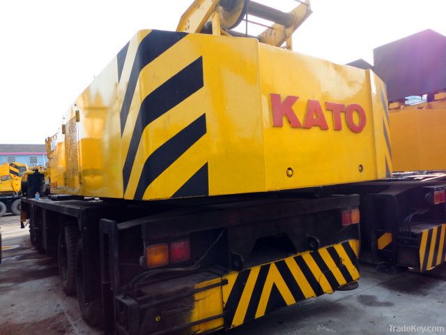 Sell Used KATO NK-400E-V Truck Crane