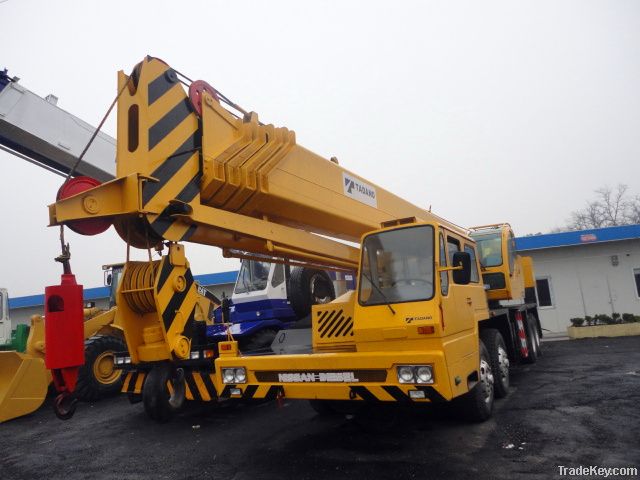 Sell Used TADANO GT650E Truck Crane