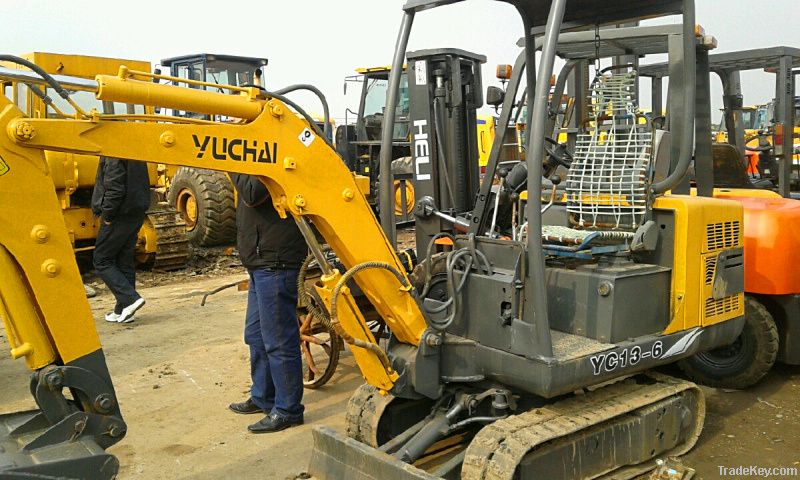 used YUCHAI YC13-6 excavator