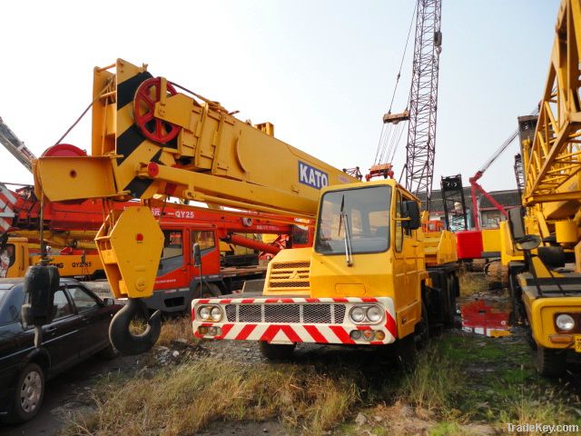 Used KATO NK-250E Truck Crane