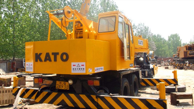 Used KATO NK-250E Truck Crane