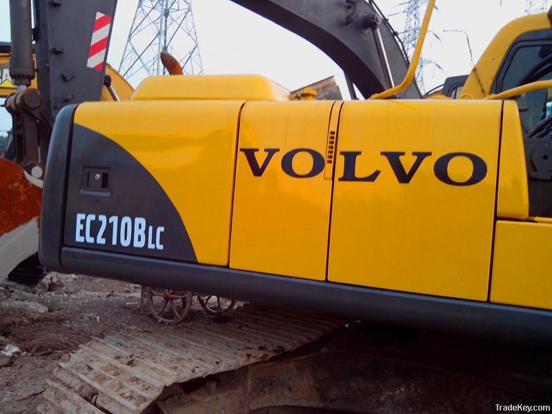 Used VOLVO Excavators (EC210BLC)