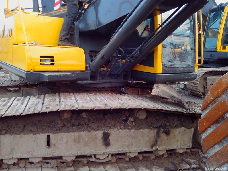 Used VOLVO Excavators (EC210BLC)