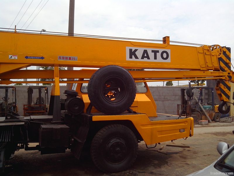 Used Truck Crane (KATO NK-250E)