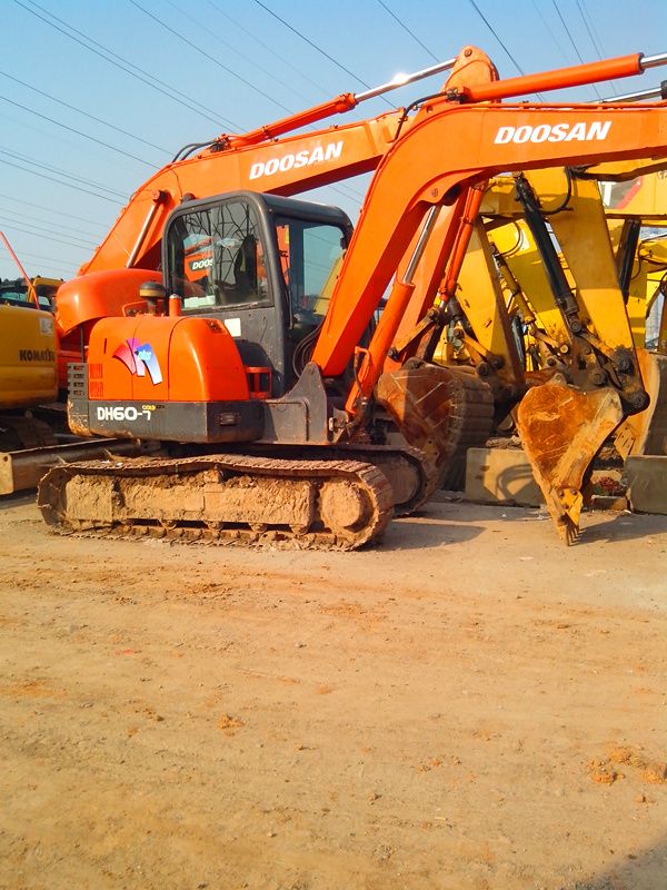 Used DOOSAN DH60-7 Excavator