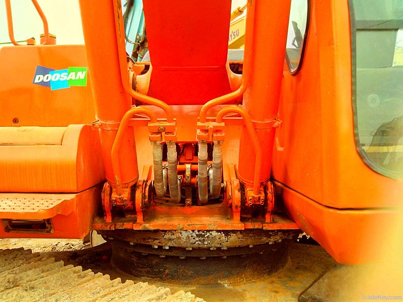 Used DOOSAN DH225LC-7 Excavator