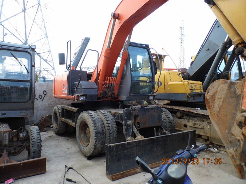 Used HITACHI ZX160W Wheel excavator