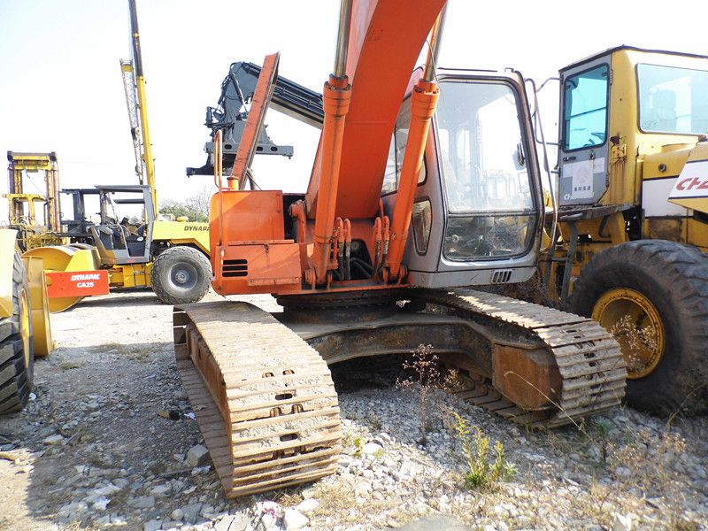 Used HITACHI EX200-2 Crawler excavator for sale