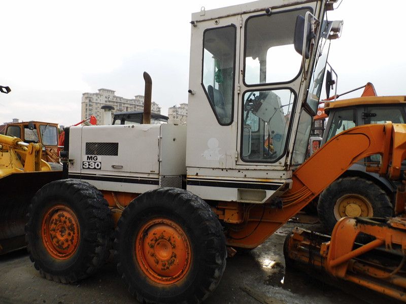 Sell Used MITSUBISHI MG330 Motor grader 